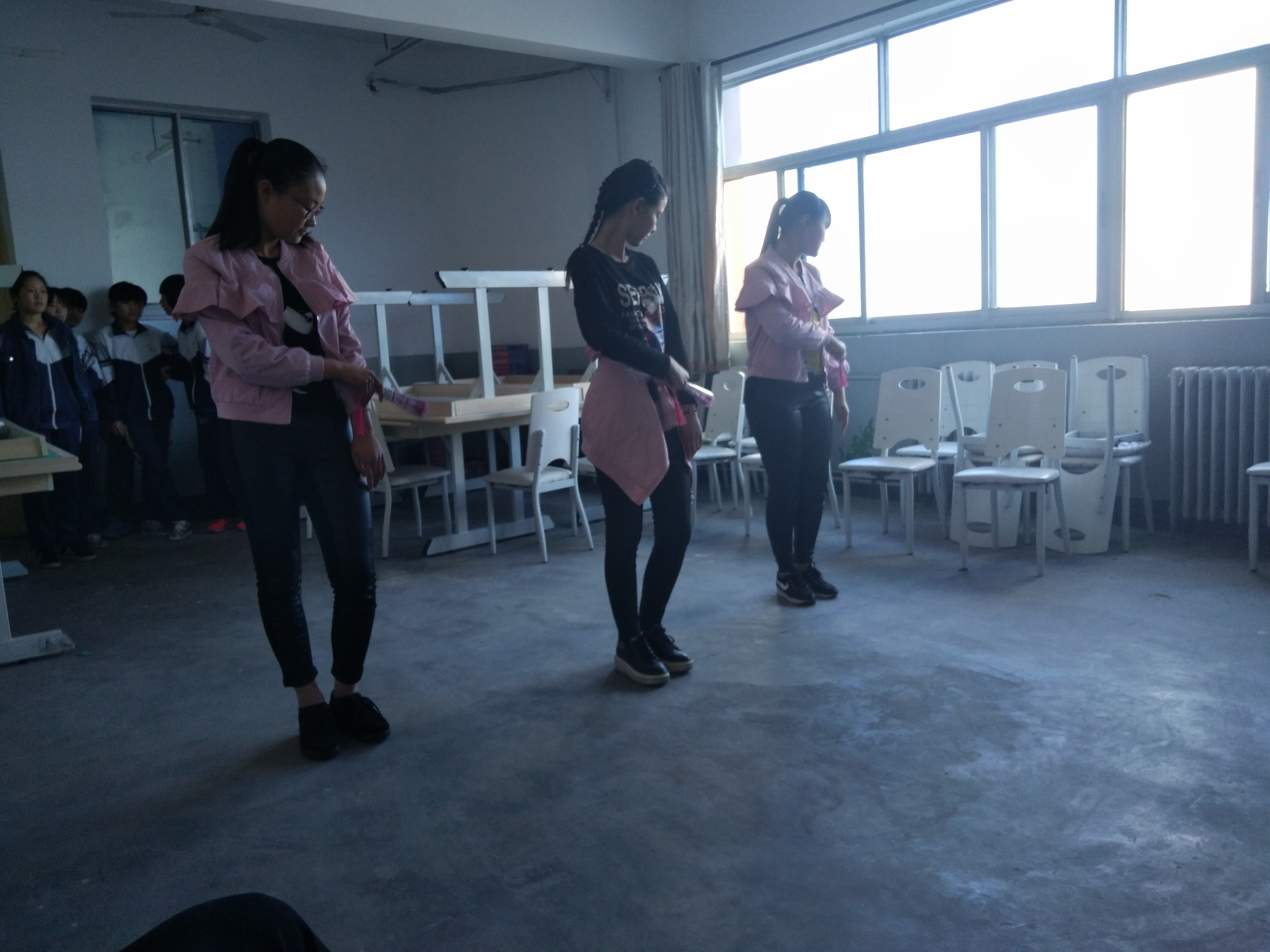 静海区唐官屯镇大郝庄中学